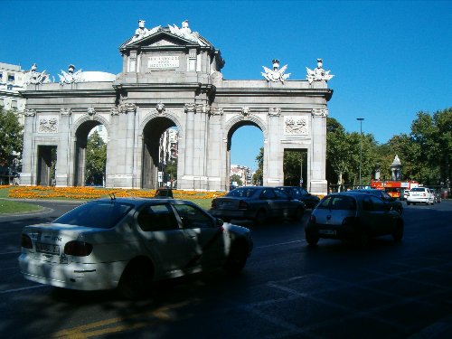 Madrid puerta alcala 02